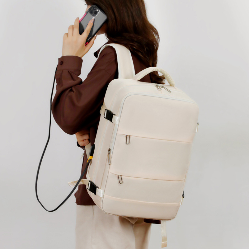 Europejskie i amerykańskie mod – Travel Accessories Europe recenzja i cena