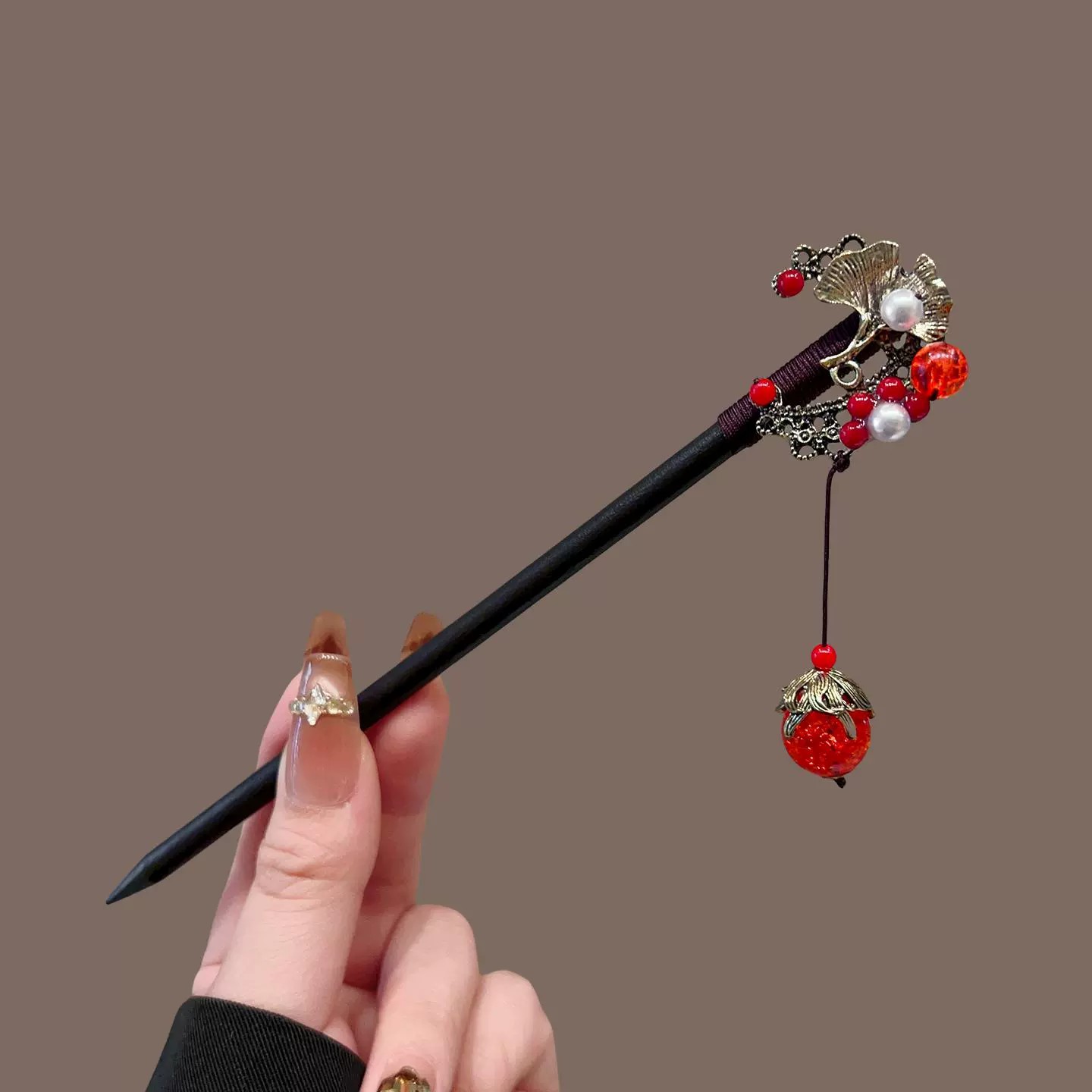 Antyczna drewniana spinka do w – Travel Accessories New recenzja i cena