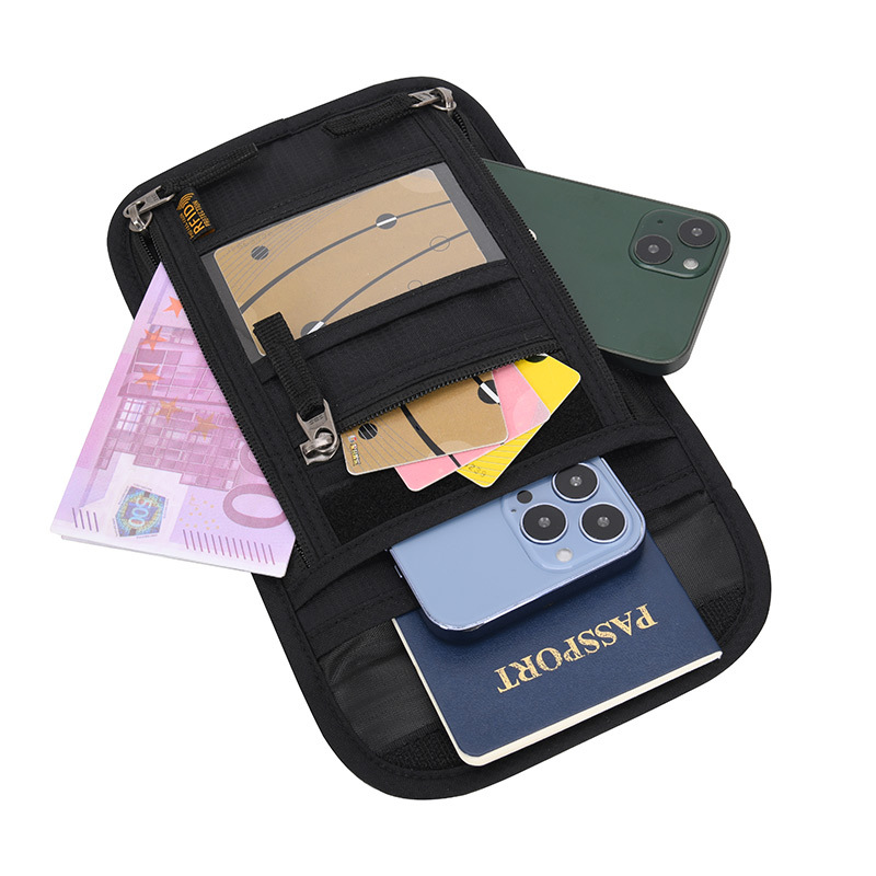 Wielofunkcyjna torba na paszpo – Travel Accessories Overseas recenzja i cena